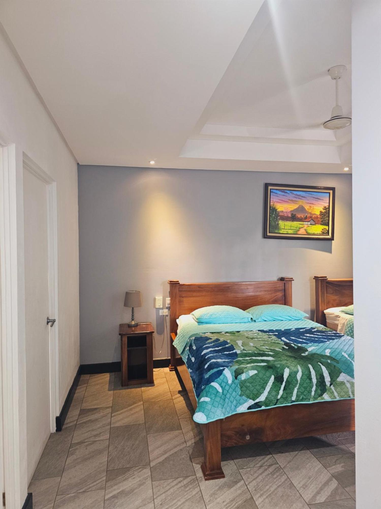 Pura Vida Apartments 케포스 객실 사진